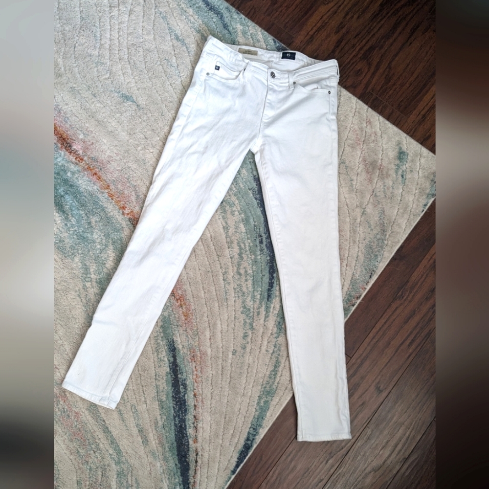 Adriano Goldschmied white mid rise cigarette jeans size 26R
